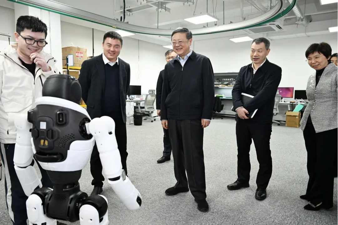上海市委書記陳吉寧專題調研im電競機器人